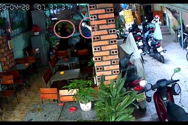 Bị tung clip tố đánh phụ nữ, kiểm sát viên làm đơn “tố ngược”