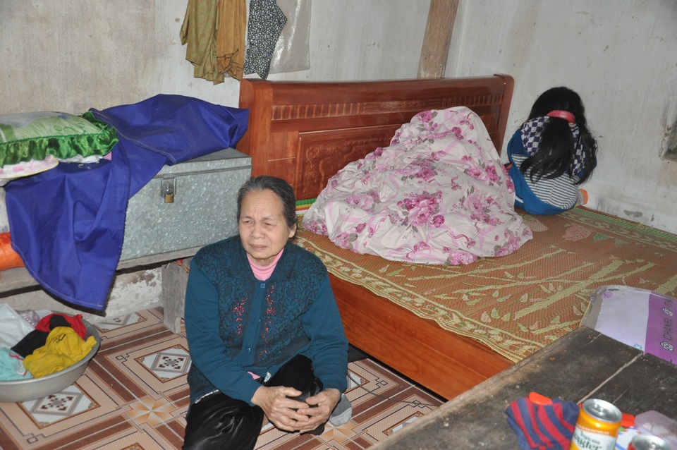 Bà xin cháu đừng chết, bà đã khổ lắm rồi! - 7 Bà xin cháu đừng chết, bà đã khổ lắm rồi! - 7