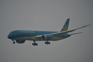 Sương mù bủa vây, máy bay không thể hạ cánh phải "chào thua" quay về Nhật