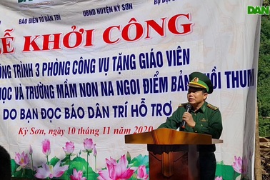 Lễ khởi công và trao quà cho các em học sinh điểm trường Tiểu học Huồi Thum