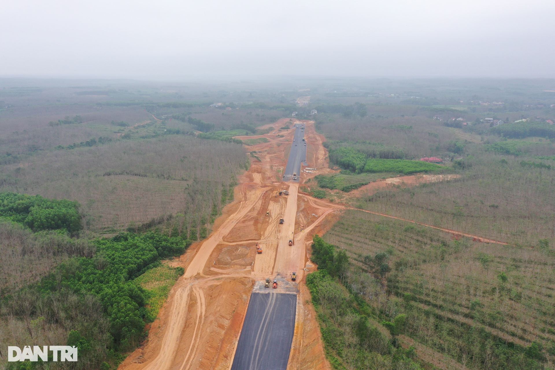 Lao động xuyên Tết trên đại công trường cao tốc Bắc - Nam - 9