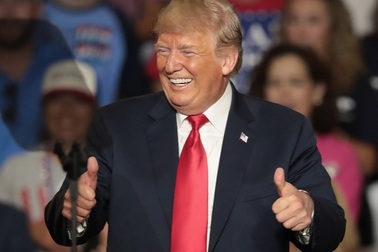 Ông Trump sắp tái xuất, phát biểu công khai lần đầu hậu Nhà Trắng