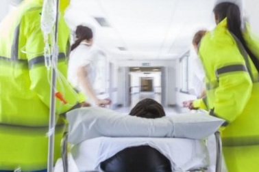 Người đàn ông 54 tuổi tự "thiến" vì buồn chán