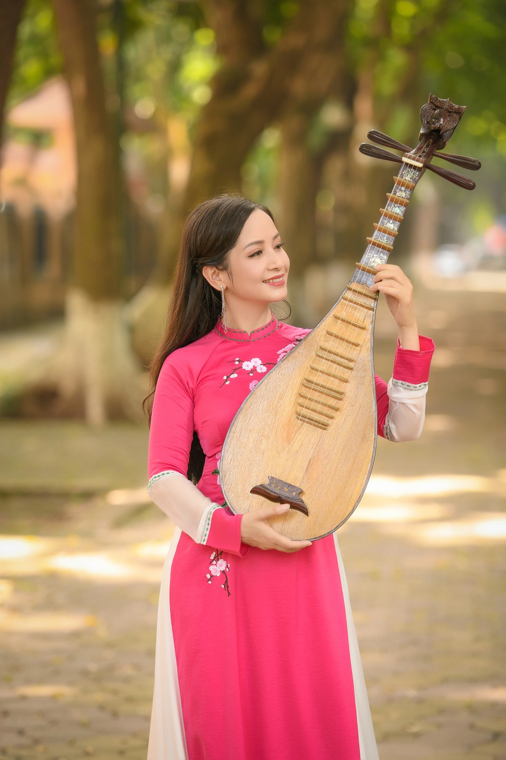 Nghệ sĩ Vũ Diệu Thảo: Hạnh phúc của người phụ nữ là tự thân - 2 Nghệ sĩ Vũ Diệu Thảo: Hạnh phúc của người phụ nữ là tự thân - 2