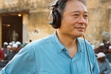 Một câu nói của vợ khiến cuộc đời Lý An thay đổi