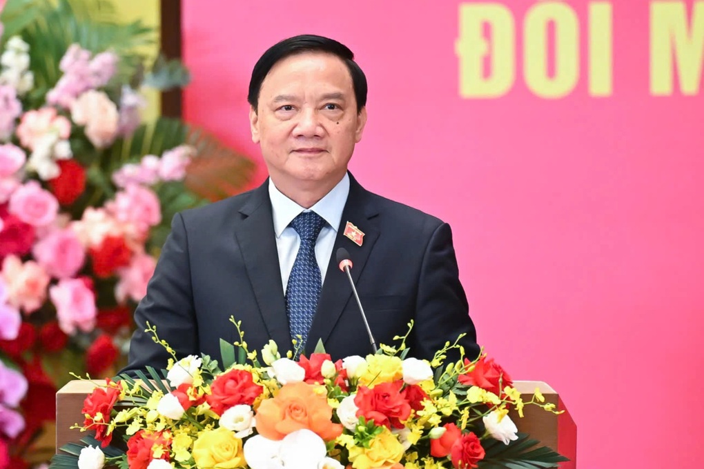 Ông Lê Quang Tùng làm Bí thư Đảng ủy Văn phòng Quốc hội nhiệm kỳ 2025-2030 - 3 Ông Lê Quang Tùng làm Bí thư Đảng ủy Văn phòng Quốc hội nhiệm kỳ 2025-2030 - 3