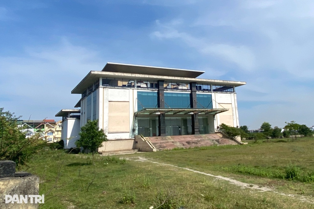 Trung tâm đào tạo cán bộ ngân hàng thành nơi... chăn bò - 3 Trung tâm đào tạo cán bộ ngân hàng thành nơi... chăn bò - 3