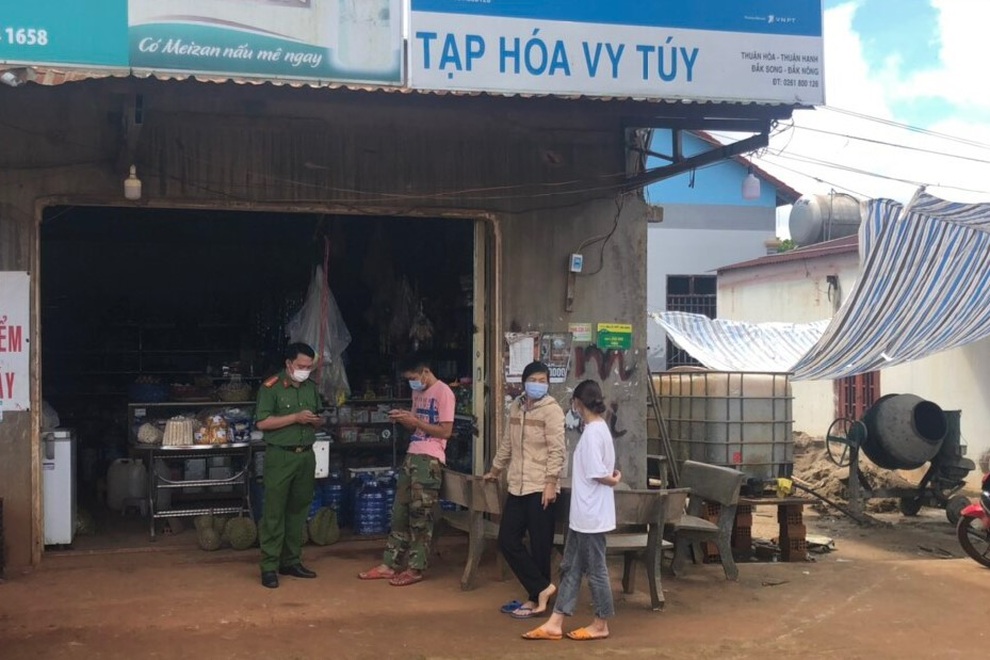 Xác định được nhóm người lạ mặt tấn công dân gần dự án điện gió - 2 Xác định được nhóm người lạ mặt tấn công dân gần dự án điện gió - 2