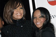 Con gái Whitney Houston chưa tỉnh lại