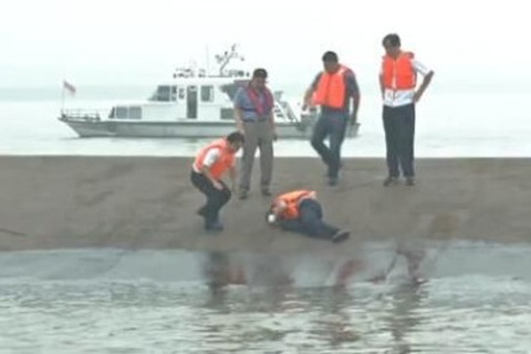 Trung Quốc: Thời tiết là nguyên nhân gây chìm tàu du lịch