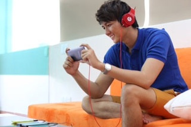 Chọn smartphone pin “khủng”