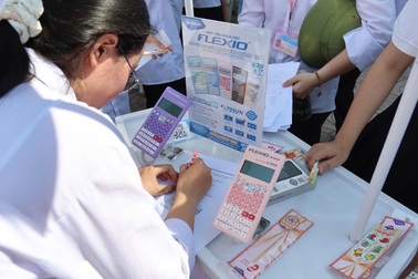 Máy tính Flexio Fx799VN đạt chuẩn để mang vào phòng thi