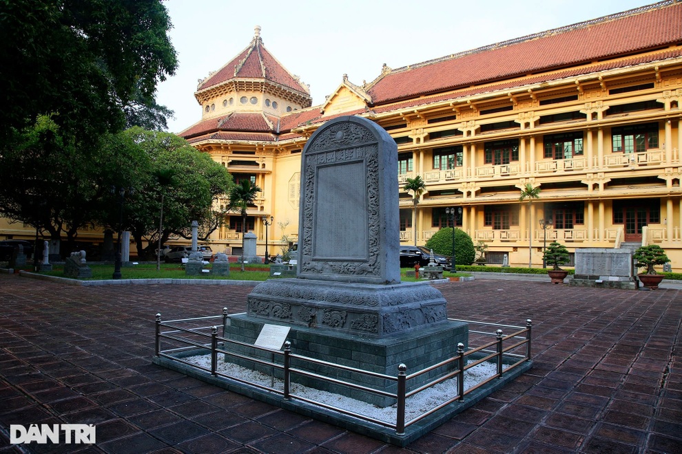 Bảo vật quốc gia: Bia điện Nam Giao - đàn tế trời đất của Thăng Long xưa - 2 Bảo vật quốc gia: Bia điện Nam Giao - đàn tế trời đất của Thăng Long xưa - 2