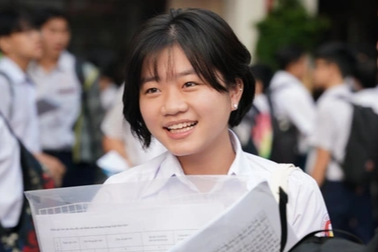 Nóng: TPHCM công bố điểm chuẩn vào lớp 10