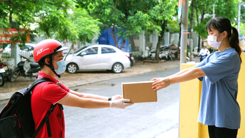 JT Express xây dựng quỹ hỗ trợ nhân viên gặp khó khăn do Covid-19 - 2 JT Express xây dựng quỹ hỗ trợ nhân viên gặp khó khăn do Covid-19 - 2