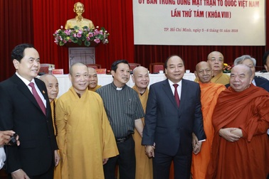 Thủ tướng: “Đừng để nhân dân mất phương hướng, thiếu niềm tin!”.