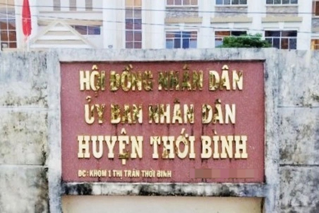 Cà Mau tuýt còi một huyện vì giải quyết khiếu nại của dân còn thiếu sót - 1 Cà Mau tuýt còi một huyện vì giải quyết khiếu nại của dân còn thiếu sót - 1