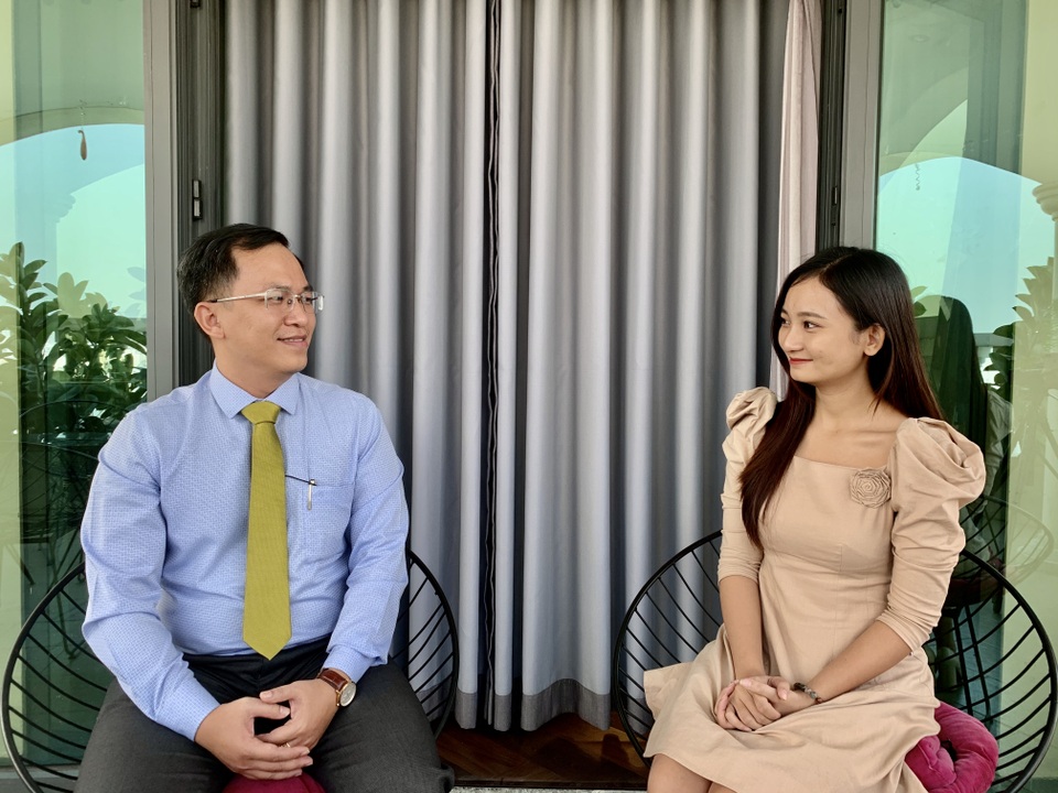 Chụp lén, tung ảnh nhạy cảm của người khác lên mạng xã hội bị xử lý ra sao? - 1 Chụp lén, tung ảnh nhạy cảm của người khác lên mạng xã hội bị xử lý ra sao? - 1