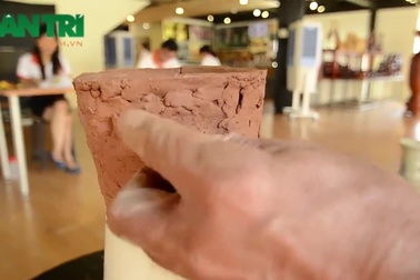 Khám phá quần thể làng nghề truyền thống thu nhỏ bên sông Sài Gòn