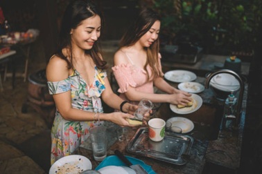 Cô gái chửi cả nhà người yêu ngày ra mắt và bài học về… cách gây ấn tượng