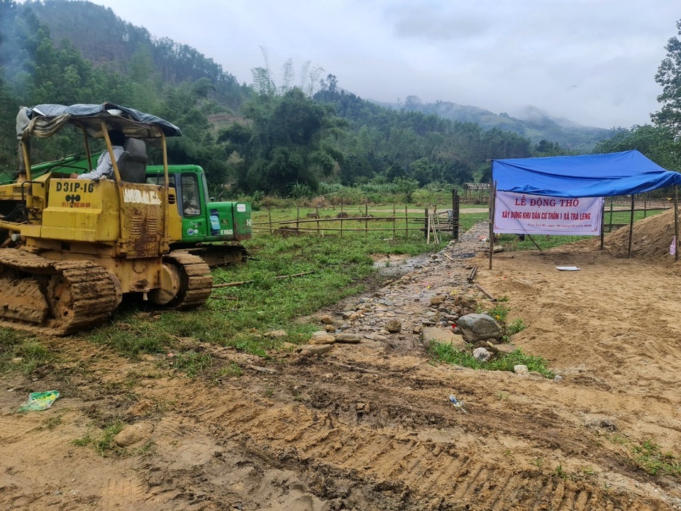 Khởi công khu tái định cư cho đồng bào bị sạt lở Trà Leng - 2 Khởi công khu tái định cư cho đồng bào bị sạt lở Trà Leng - 2