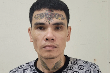 Bị truy nã vì bán ma túy, gã thanh niên "lọt lưới" khi vừa về quê