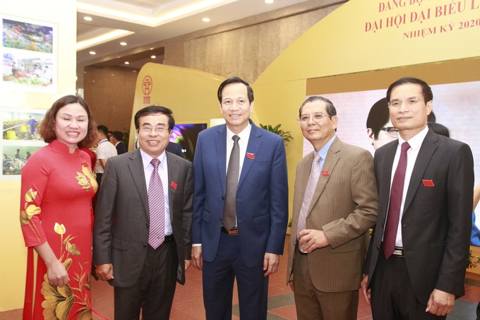 Hình ảnh trang trọng tại Đại hội đại biểu Đảng bộ TP Hà Nội lần thứ XVII, nhiệm kỳ 2020 - 2025 - Ảnh 4.