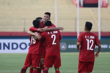 U19 Việt Nam thắng đậm U19 Philippines và vươn lên dẫn đầu bảng