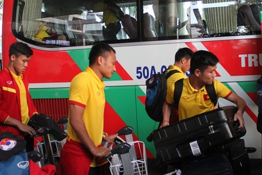 Đội tuyển Việt Nam sang Indonesia đá trận bán kết lượt đi AFF Cup 2016