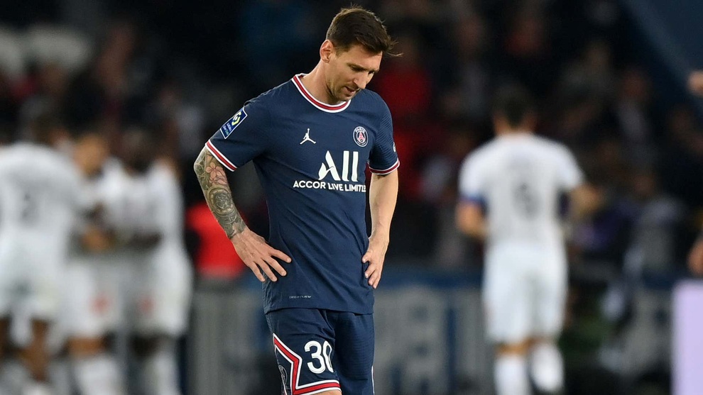 PSG đón tin buồn về Messi, cổ động viên cảm thấy hụt hẫng - 1 PSG đón tin buồn về Messi, cổ động viên cảm thấy hụt hẫng - 1