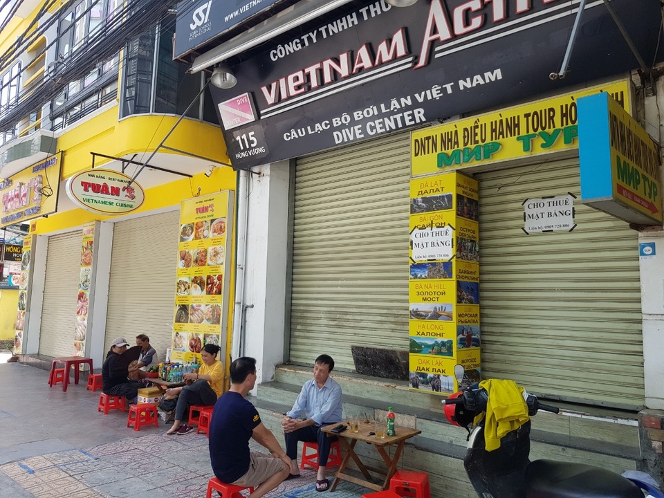 “Làn sóng” trả mặt bằng ở phố du lịch Nha Trang do dịch Covid-19 - 4 “Làn sóng” trả mặt bằng ở phố du lịch Nha Trang do dịch Covid-19 - 4