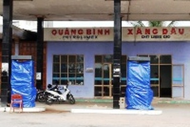 Quảng Bình: Đóng cửa đại lý xăng dầu tự ý nâng giá bán 