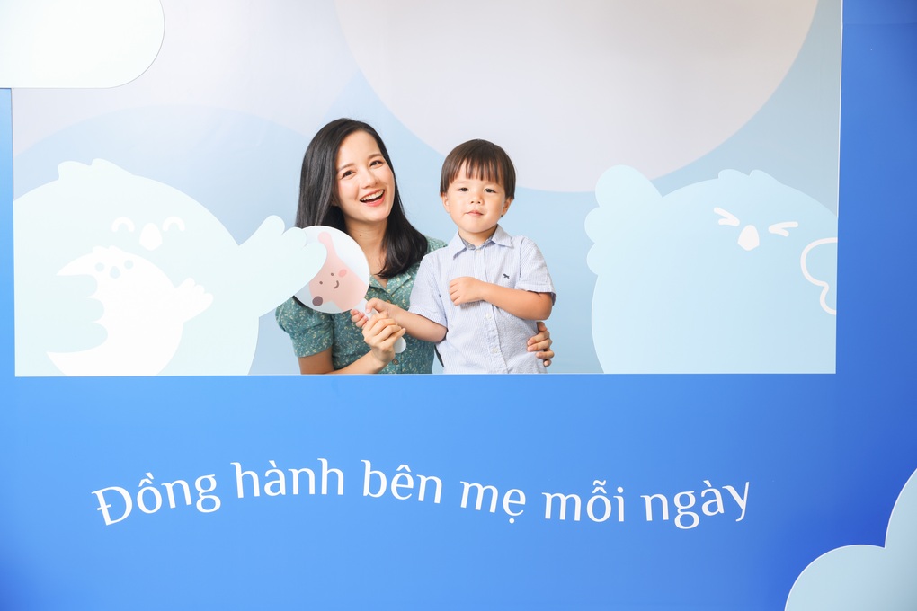 Hoa hậu Ngọc Hân xinh đẹp tại sự kiện ra mắt hệ sinh thái dành cho mẹ và bé - 4 Hoa hậu Ngọc Hân xinh đẹp tại sự kiện ra mắt hệ sinh thái dành cho mẹ và bé - 4