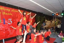 Kiều bào tại Nhật Bản, Pháp và Romania từng bừng đón Tết