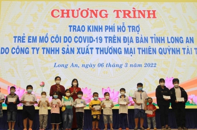 Công ty TNHH sản xuất thương mại Thiên Quỳnh đã trao hỗ trợ đợt 1 cho 118 trẻ với kinh phí 3 tỷ 420 triệu đồng.