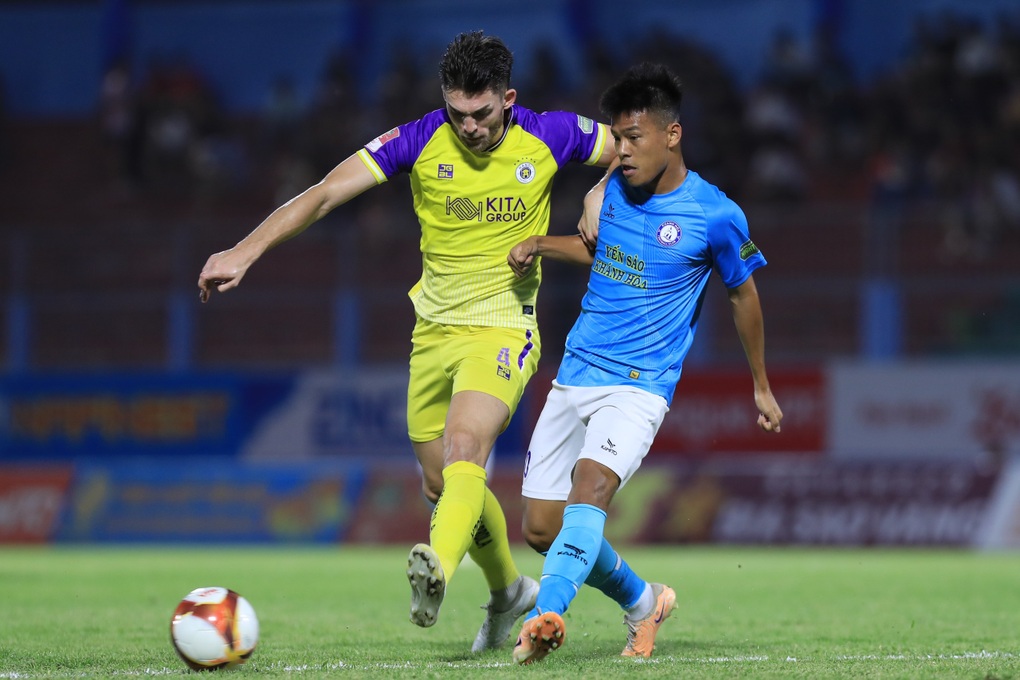 Hà Nội FC thắng Khánh Hòa, Quảng Nam hòa Bình Định khi Đình Bắc trở lại - 3 Hà Nội FC thắng Khánh Hòa, Quảng Nam hòa Bình Định khi Đình Bắc trở lại - 3