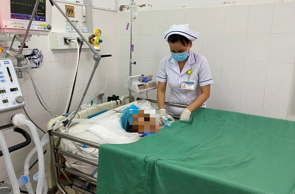 Cứu sống cụ ông 90 tuổi nhồi máu cơ tim, ngưng tim 30 phút - 1 Cứu sống cụ ông 90 tuổi nhồi máu cơ tim, ngưng tim 30 phút - 1