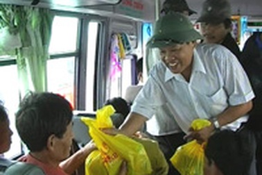 Vài chuyện ghi ở vùng lũ Quảng Ngãi