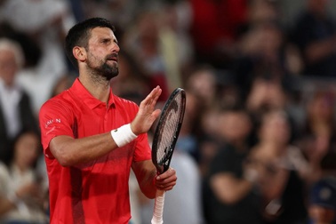 Djokovic, Sinner và Zverev tiếp đà thăng hoa tại Roland Garros