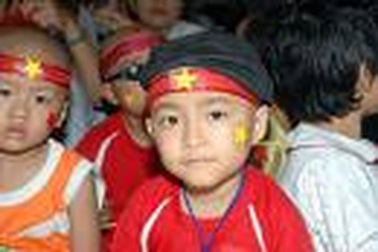 Thay đổi người nuôi con sau khi vợ chồng ly hôn