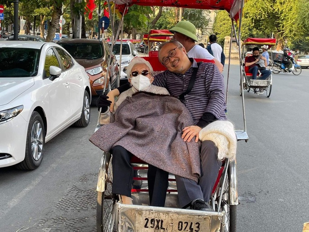Nghệ sĩ, Nhà giáo nhân dân Thái Thị Liên - Mẹ Đặng Thái Sơn qua đời - 2 Nghệ sĩ, Nhà giáo nhân dân Thái Thị Liên - Mẹ Đặng Thái Sơn qua đời - 2
