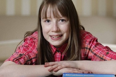 Cô bé có chỉ số IQ vượt qua Bill Gates