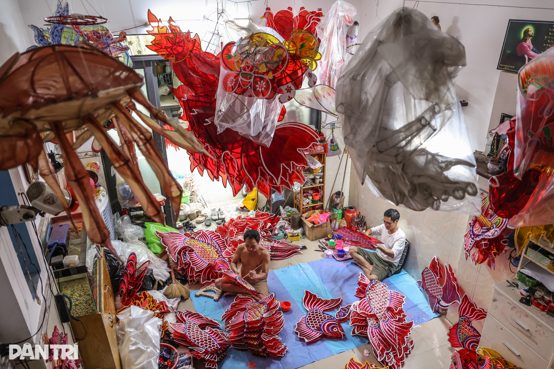 Người níu giữ, kẻ dần buông tay ở xóm lồng đèn hơn nửa thế kỷ tại TPHCM - 2