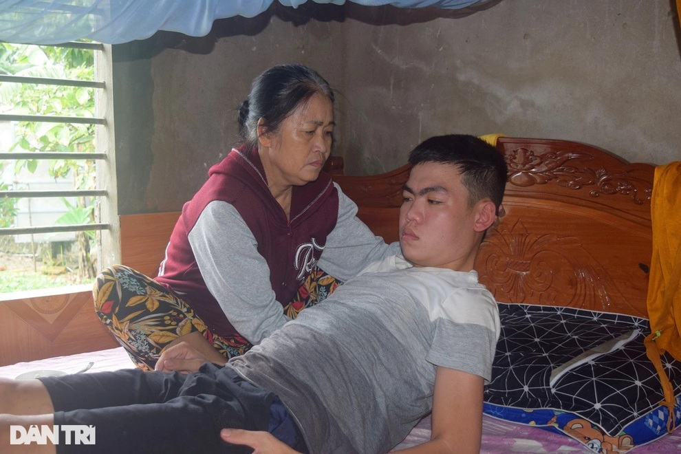Ước nguyện xót xa trước lúc chết của người mẹ ung thư về 2 con bị u não - 5 Ước nguyện xót xa trước lúc chết của người mẹ ung thư về 2 con bị u não - 5