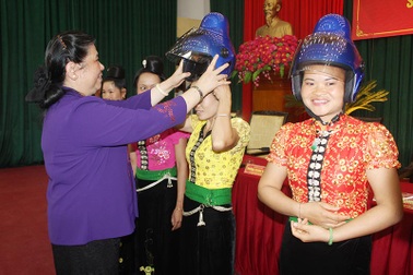 Mũ bảo hiểm độc nhất thế giới, chỉ có tại Việt Nam