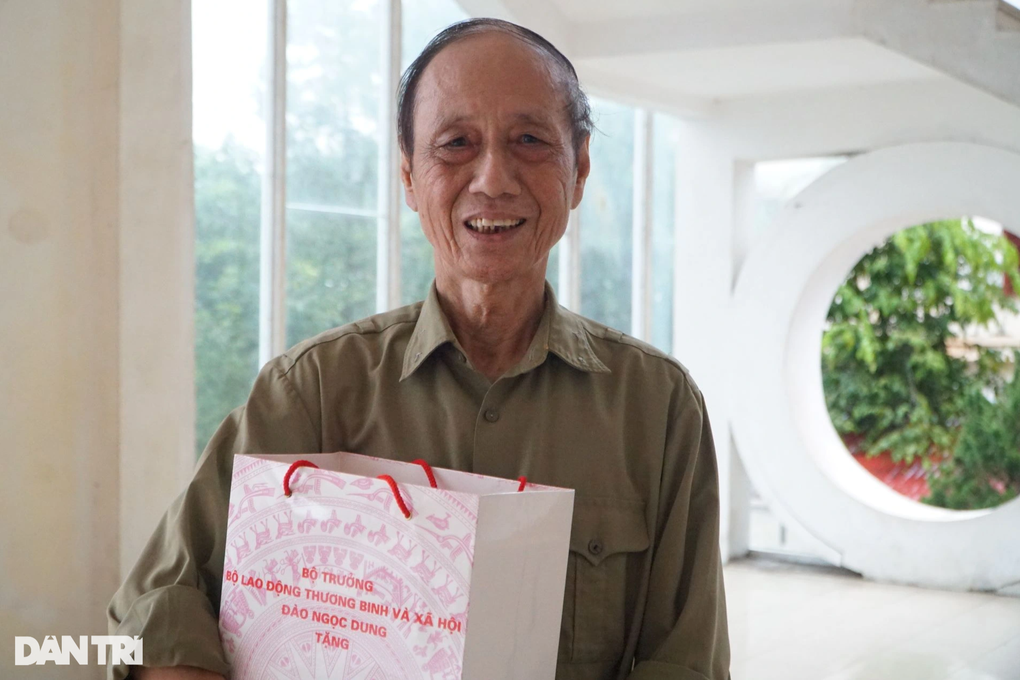 50 suất quà tặng người có công, người nghèo tại Thanh Hóa - 2 50 suất quà tặng người có công, người nghèo tại Thanh Hóa - 2