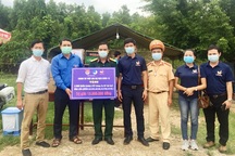 Tuổi trẻ Bình Định chung tay giúp đỡ chiến sĩ tuyến đầu chống dịch Covid-19