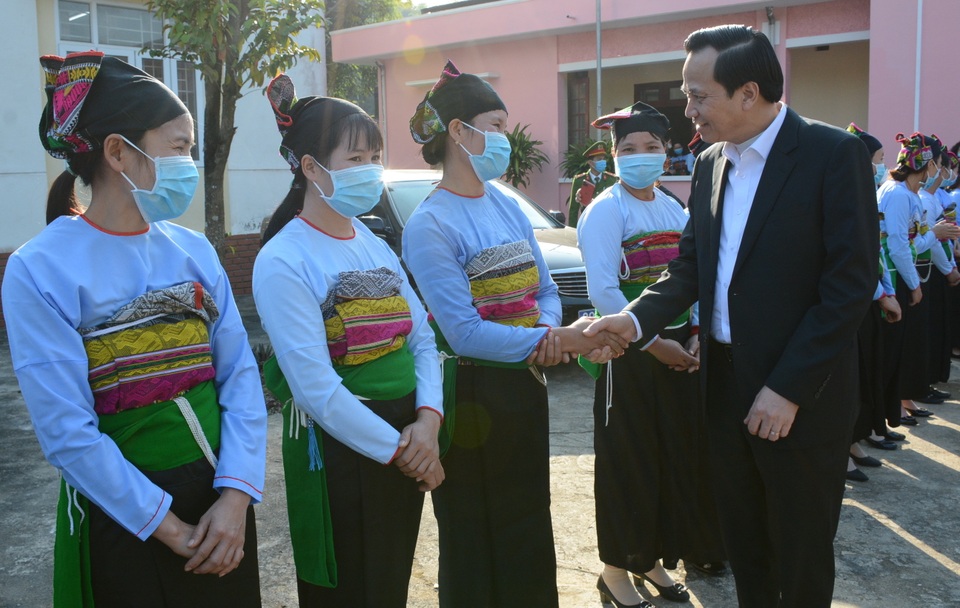 Thanh Hóa: Lễ kết nghĩa Chi bộ các vấn đề xã hội và Đảng bộ xã Mỹ Tân - 4 Thanh Hóa: Lễ kết nghĩa Chi bộ các vấn đề xã hội và Đảng bộ xã Mỹ Tân - 4