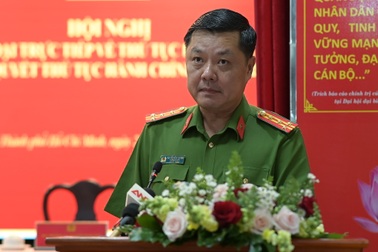 Công an TPHCM giải đáp về thu thập mống mắt