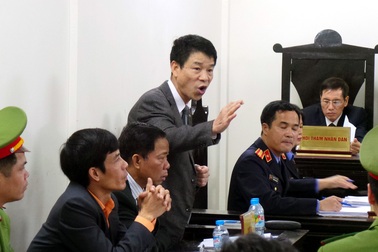 Màn tranh luận “nảy lửa” trong phiên xử đại án Vinashinlines